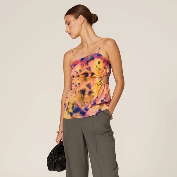 Colorful Tie-Dye Tank Top - Picture 2 of 9